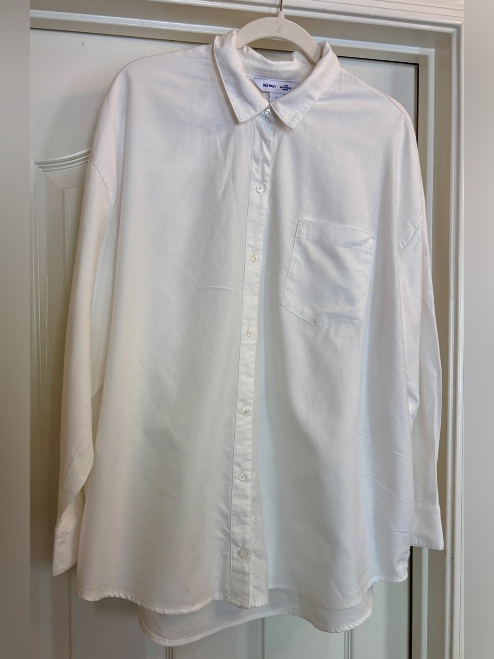 Old Navy Boyfriend White Casual Button-Down Shirt ~ Women’s Large ~ New with Tag